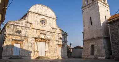 Hırvatistan 'ın Hvar adasında yer alan küçük bir kasaba olan Stari Grad manzarası.