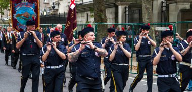 LONDON, ENGLAND - CIRCA SEPTEMBER 2014: Eylül 2014 dolaylarında Londra sokaklarında geçit töreni.