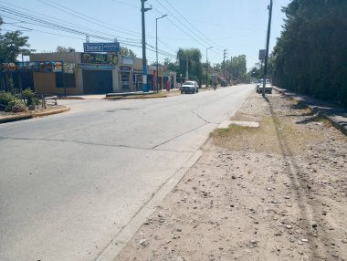 BUENOS AIRES, ARGENTINA - CIRCA FEBRUARY 2023: Buenos Aires 'in hareketli sokakları, Arjantin' in başkenti Şubat 2023 Buenos Aires.