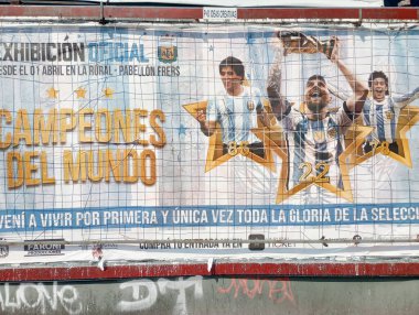 BUENOS AIRES, ARGENTINA - CIRCA MARCH 2023: Buenos Aires 'te Diego Armando Maradona' nın duvar resmi..