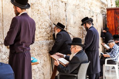 JERUSALEM, ISRAEL - CIRCA MAYIS 2018: Kudüs 'teki Batı Duvarı manzarası, İsrail yaklaşık Mayıs 2018' de Kudüs 'te.