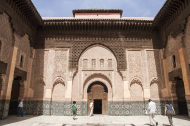 MARRAKECH, MOROCCO - CIRCA Eylül 2014: The Ben Youssef Madrasa Eylül 2014 'te Marakeş' te.