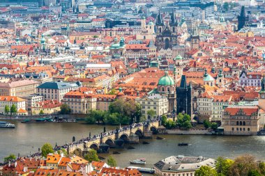 PRAG, CZECH REPUBLIC - CIRCA MAYIS 2017: Çek Cumhuriyeti 'nin başkenti Prag şehri Mayıs 2017.