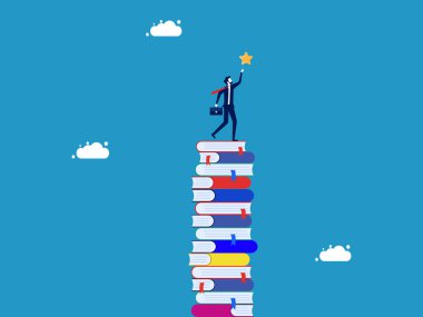 Bilgi, işte başarı getirir. Yıldız vektörlü yüksek kitap yığınında iş adamı