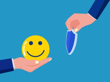 Hayat sigortası al ya da sat. İş adamı kalkanı ve simgeyi iyi ruh hali içinde tutuyor.