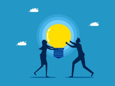 İş ya da yenilik yaratmak için işbirliği yapın. İş adamları büyük bir ampulü tutarak el ele tutuşur. vektör