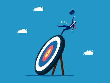 Hedefi ıskaladın. İş adamı kayıp hedefin üstüne düşüyor. Vektör