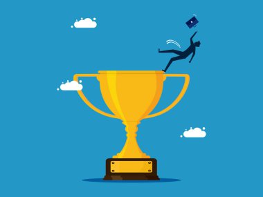 Başarı risk altında. İş adamı kayıp ödül taşıyıcı illüstrasyonunun üzerine düşüyor