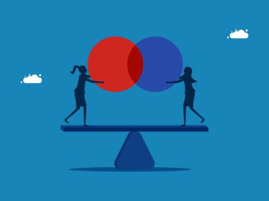 Faydaların dengesi. İki işadamı tahterevalli vektöründe işbirliği yapıyor