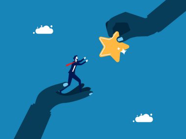 Başarı motive eder ve çalışmaya motive eder. Büyük eller üzerinde duran ve yıldız ödülü alan bir iş adamı.