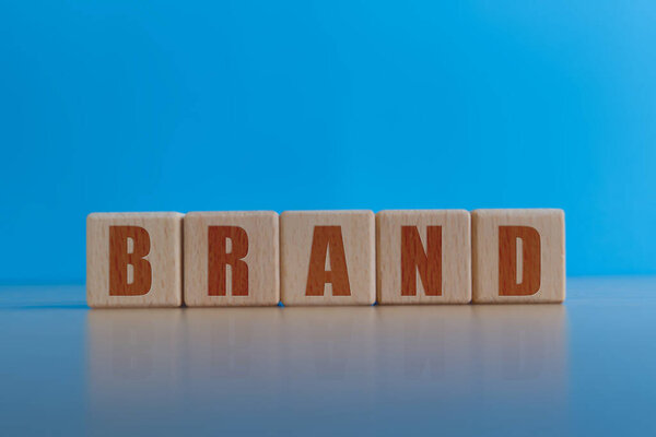 Брендинг, разработка и поддержание сильных брендов и брендов