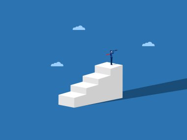 En üst basamakta duran iş adamı yeni fırsatlar arıyor