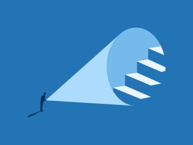 Geliştirme, adımları ortaya çıkarma, el feneri tutan bir iş adamı basamaklarda bir dizi adımla parlıyor.