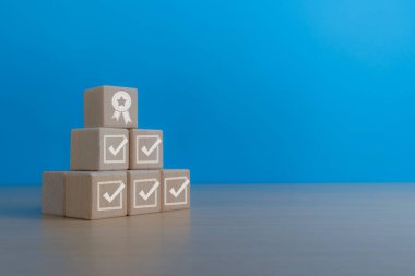 Ahşap Bloklardaki Standartlar Üzerine Kalite Hizmet Belgesi İşareti