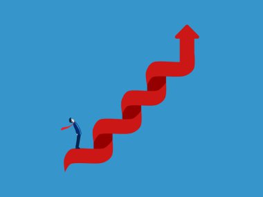  İnsanlar büyümek için merdivenin üzerinde durur.