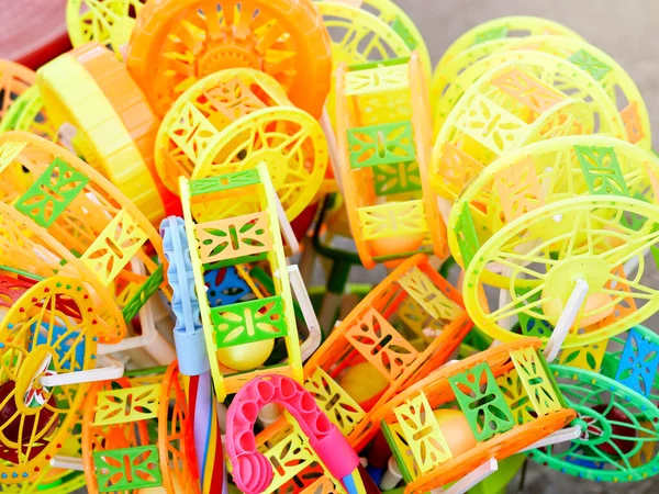 Passeios Coloridos Para Crianças Conceito Brinquedos Plásticos Uma Feira — Fotografia de Stock