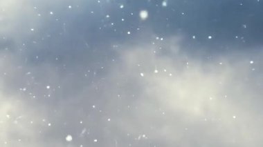 Şiddetli bir fırtınada düşen kar tanelerinin görüntüsü. Seçici odak