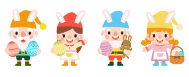 Tavşan kulaklı Paskalya cüceleri, tavşan kulaklı ve paskalya yumurtası takan sevimli kadınlar.