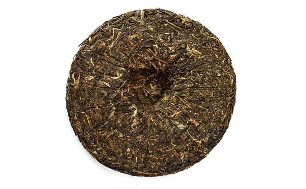 Okrągły Płaski Dysk Sfermentowanej Tłoczonej Chińskiej Herbaty Puer Izolowane Białym — Zdjęcie stockowe
