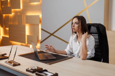 Angry stressed young business woman annoyed with computer problem, office worker hates stuck laptop, sad lady frustrated about bad online news, data loss, software failure