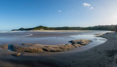 Chintsa plajı gün batımında, Doğu Burnu 'nda, Vahşi Kıyı' da, Güney Afrika 'da