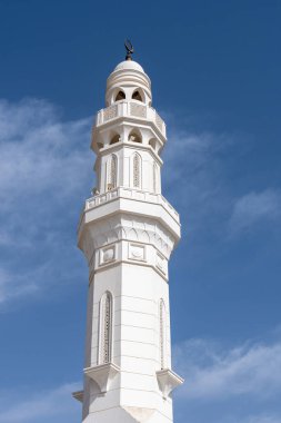Al Fath Camii, Medine, Suudi Arabistan, İslam mirası, İslam dünyasından ziyaretçilerin ilgisini çeken kutsal bir yer.