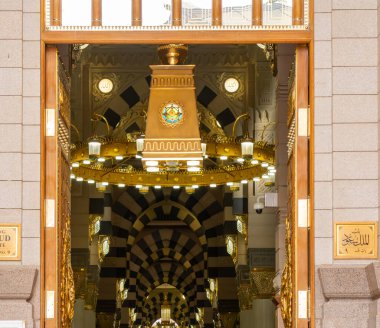 Kral Suud Kapısı, Medine 'deki Peygamberler Camii' nin büyük kralı Abdullah Genişlemesi, Suudi Arabistan 'ın en kutsal ikinci yeri.