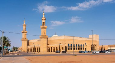 Shaqra, Suudi Arabistan - 14 Aralık 2024: El Muhanna Büyük Camii, Suudi Arabistan 'daki Müslüman cemaati için önemli bir ibadethane.