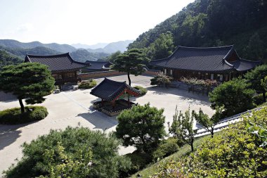 Bu bir Kore tapınağı.