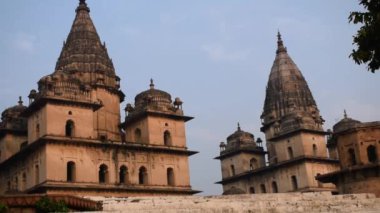 Orchha, Madhya Pradesh, Hindistan, Orchha kayıp şehir Hindistan, Hindistan arkeolojik siteleri Kraliyet Cenotapları 'nın Sabah Görüşü