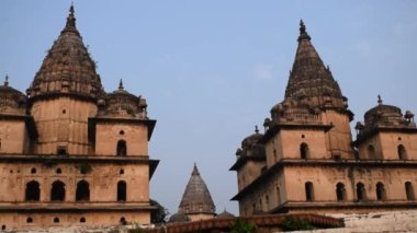 Orchha, Madhya Pradesh, Hindistan, Orchha kayıp şehir Hindistan, Hindistan arkeolojik siteleri Kraliyet Cenotapları 'nın Sabah Görüşü