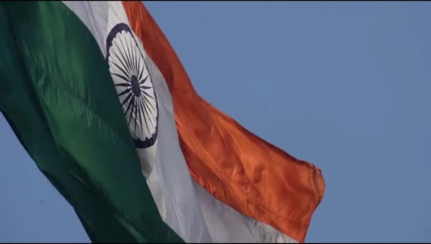 Slow Motion India Flag Flying High Connaught Place Pride Blue — Stockvideo