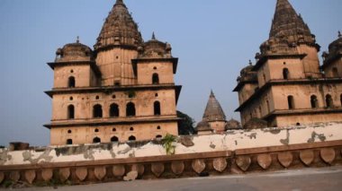 Orchha, Madhya Pradesh, Hindistan, Orchha kayıp şehir Hindistan, Hindistan arkeolojik siteleri Kraliyet Cenotapları 'nın Sabah Görüşü