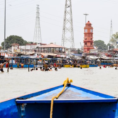 Garh Mukteshwar, UP, Hindistan - 11 Haziran 2022 - Ganga, Garh Mukteshwar 'da görüldüğü gibi, Ganga Nehri Hindu için en kutsal nehir, Garh Ganga Brij manzarası Hindu için ünlü bir dini yerdir.