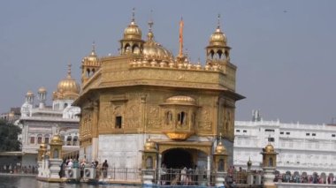 Amritsar, Punjab, Hindistan 'daki Altın Tapınağın (Harmandir Sahib) güzel manzarası, ünlü Hintli sih simgesi, Altın Tapınak, Amritsar, Hindistan' daki Sihlerin ana mabedi