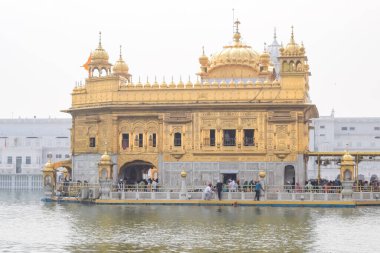 Amritsar, Punjab, Hindistan 'daki Altın Tapınağın (Harmandir Sahib) güzel manzarası, ünlü Hintli sih simgesi, Altın Tapınak, Amritsar, Hindistan' daki Sihlerin ana mabedi
