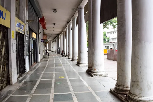 2023年3月31日 印度德里 位于印度新德里市中心的著名商业区Connothing Place 又名Cp Delhi 设有办事处 银行和购物中心 印度德里的英国风格建筑Cp — 图库照片