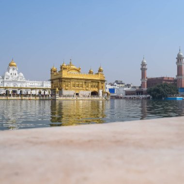 Amritsar, Punjab, Hindistan 'daki Altın Tapınağın (Harmandir Sahib) güzel manzarası, ünlü Hintli sih simgesi, Altın Tapınak, Amritsar, Hindistan' daki Sihlerin ana mabedi