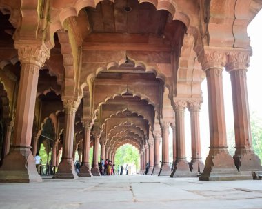 Lal Qila 'nın mimari detayları - Eski Delhi, Hindistan' daki Kızıl Kale, Delhi 'deki ünlü Hint şehirleri