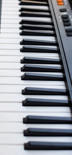 Närbild Pianotangenter Piano Svarta Och Vita Tangenter Och Piano Tangentbord — Stockfoto
