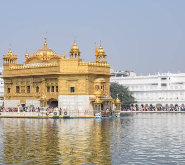 Amritsar, Punjab, Hindistan 'daki Altın Tapınağın (Harmandir Sahib) güzel manzarası, ünlü Hintli sih simgesi, Altın Tapınak, Amritsar, Hindistan' daki Sihlerin ana mabedi