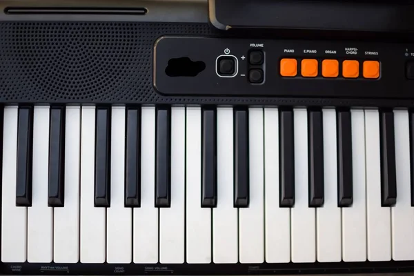 Zongorakulcsok Közelsége Piano Fekete Fehér Billentyűk Zongora Billentyűzet Hangszer Elhelyezett — Stock Fotó