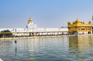 Amritsar, Punjab, Hindistan 'daki Altın Tapınağın (Harmandir Sahib) güzel manzarası, ünlü Hintli sih simgesi, Altın Tapınak, Amritsar, Hindistan' daki Sihlerin ana mabedi