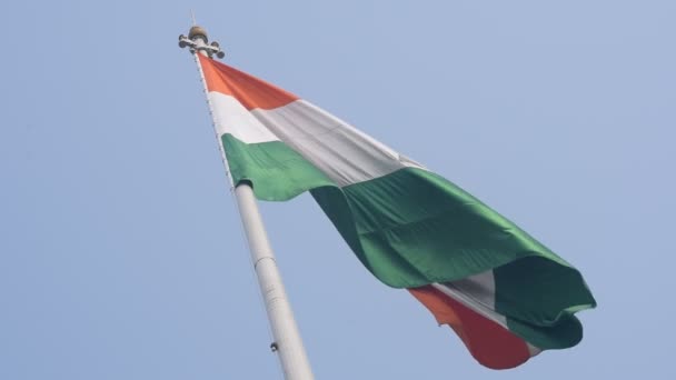 India Flag Flying High Connaught Place Pride Blue Sky India — 图库视频影像