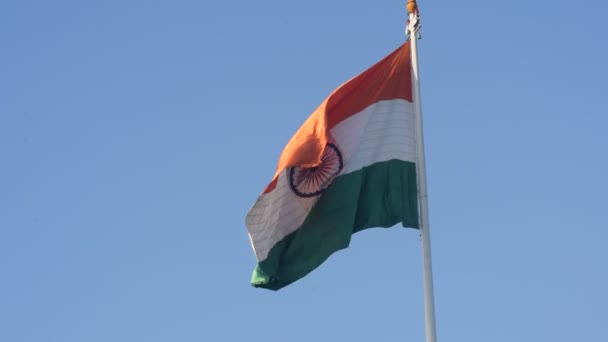 India Flag Flying High Connaught Place Pride Blue Sky India — Vídeos de Stock