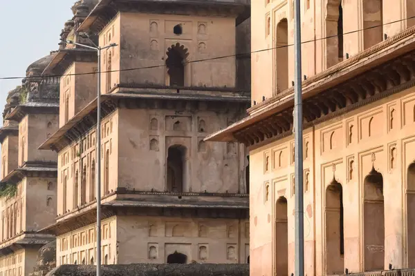 Вид Форт Orchha Palace Форт Raja Mahal Chaturbhuj Феангир Фала — стоковое фото
