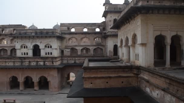 Vacker Utsikt Över Orchha Palace Fort Raja Mahal Och Chaturbhuj — Stockvideo