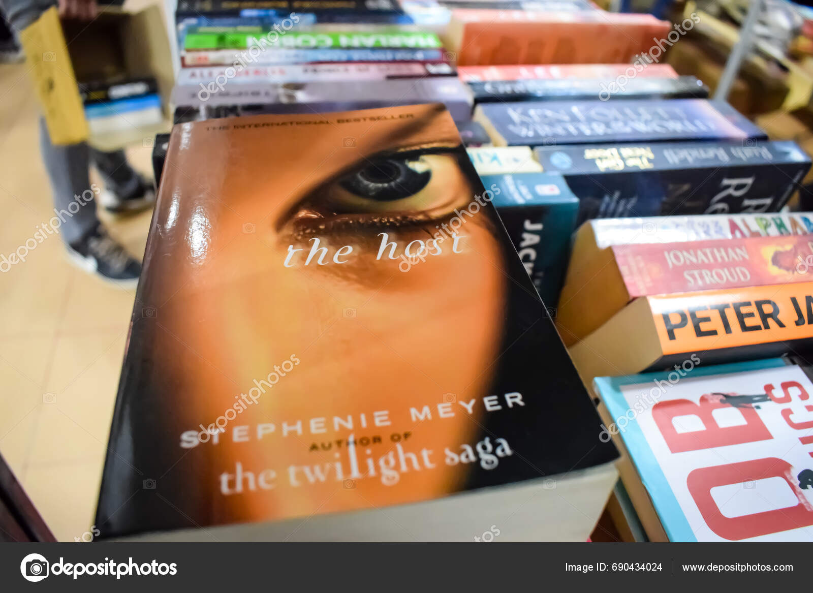 New Delhi India September 2023 Variety Books Shelf Book Stall – Stock