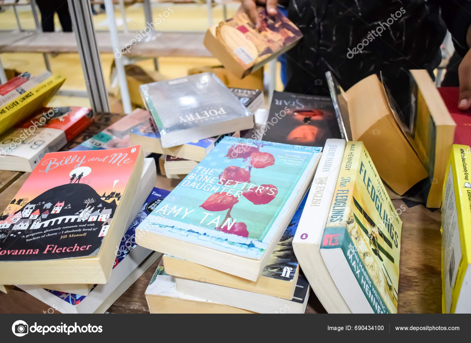 New Delhi India September 2023 Variety Books Shelf Book Stall – Stock