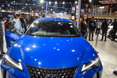 Noida, Uttar Pradesh, Hindistan, 28 Kasım 2023 - Otomobil Fuarı 2023 'te sergilenen tamamen otonom elektrik, dizel ve benzin otomobili. Otomobil geleceği için tasarlanmış yaratıcı bir araba.